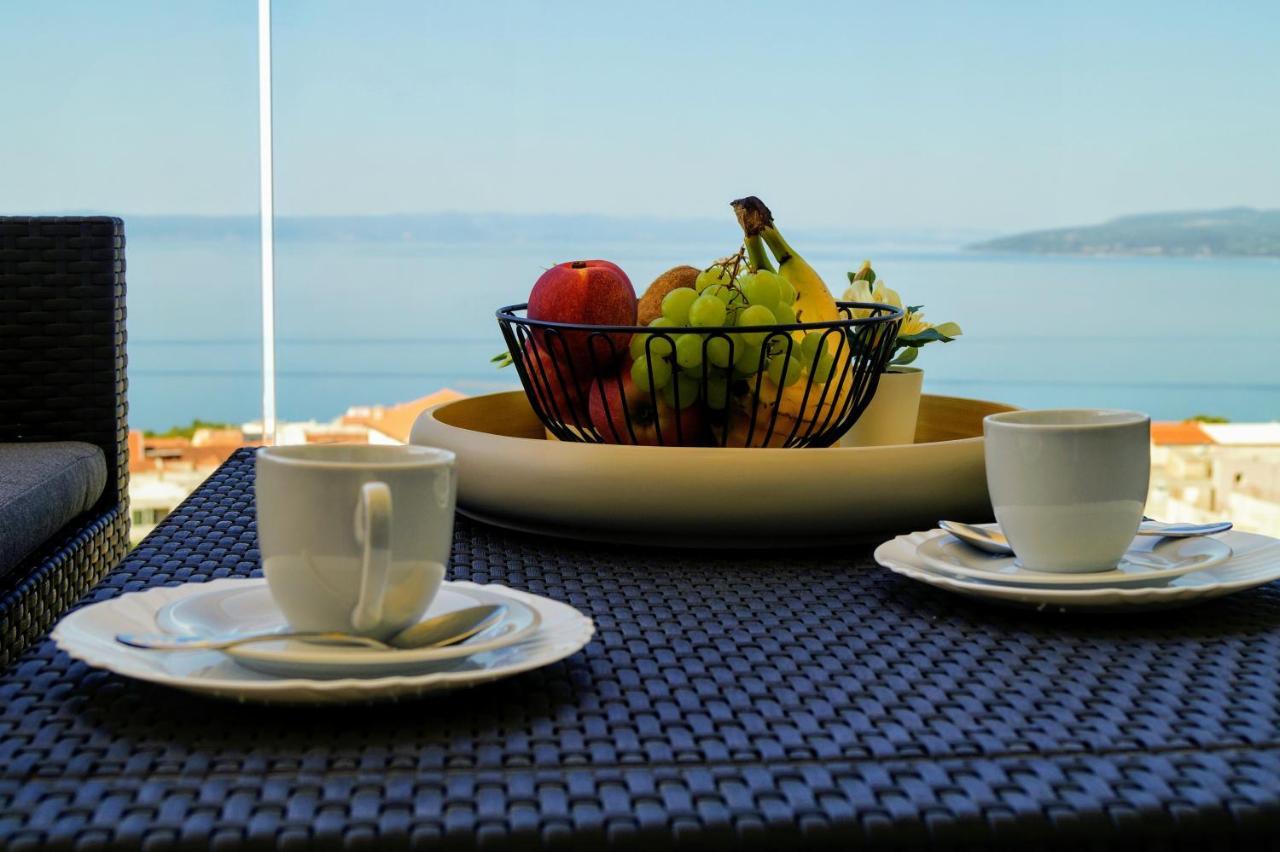 Apartment Ivona With Beautiful Seaview Makarska Zewnętrze zdjęcie