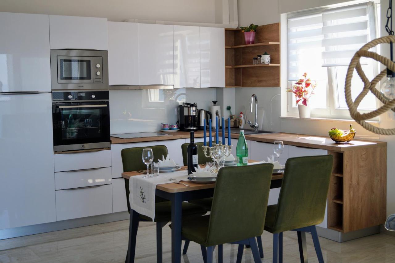 Apartment Ivona With Beautiful Seaview Makarska Zewnętrze zdjęcie